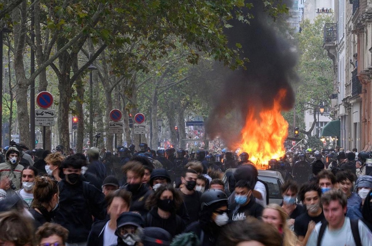 Crowd scene during France protests, October 2026